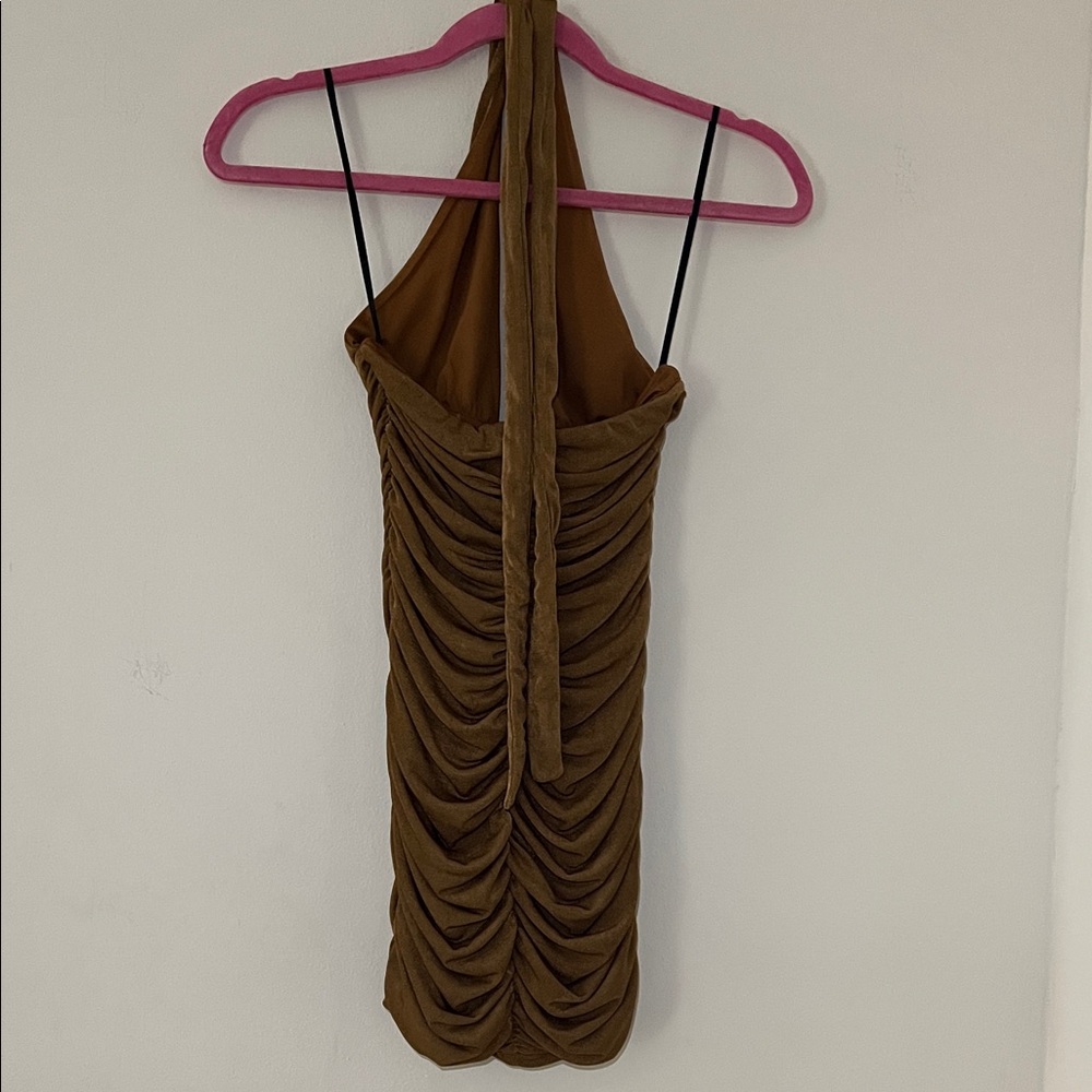 AND I SAY THIS DRESS BROWN - Picture 7 of 8